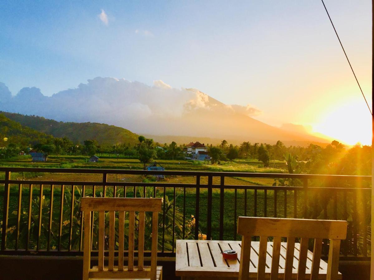 D'Uma Amed Homestay Екстериор снимка