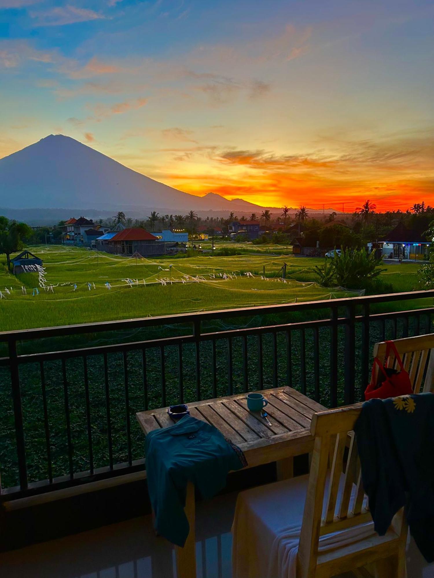 D'Uma Amed Homestay Екстериор снимка