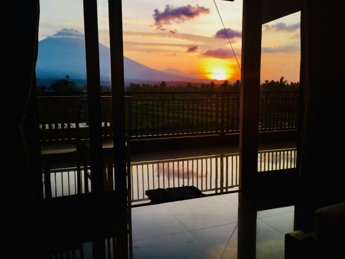 D'Uma Amed Homestay Екстериор снимка