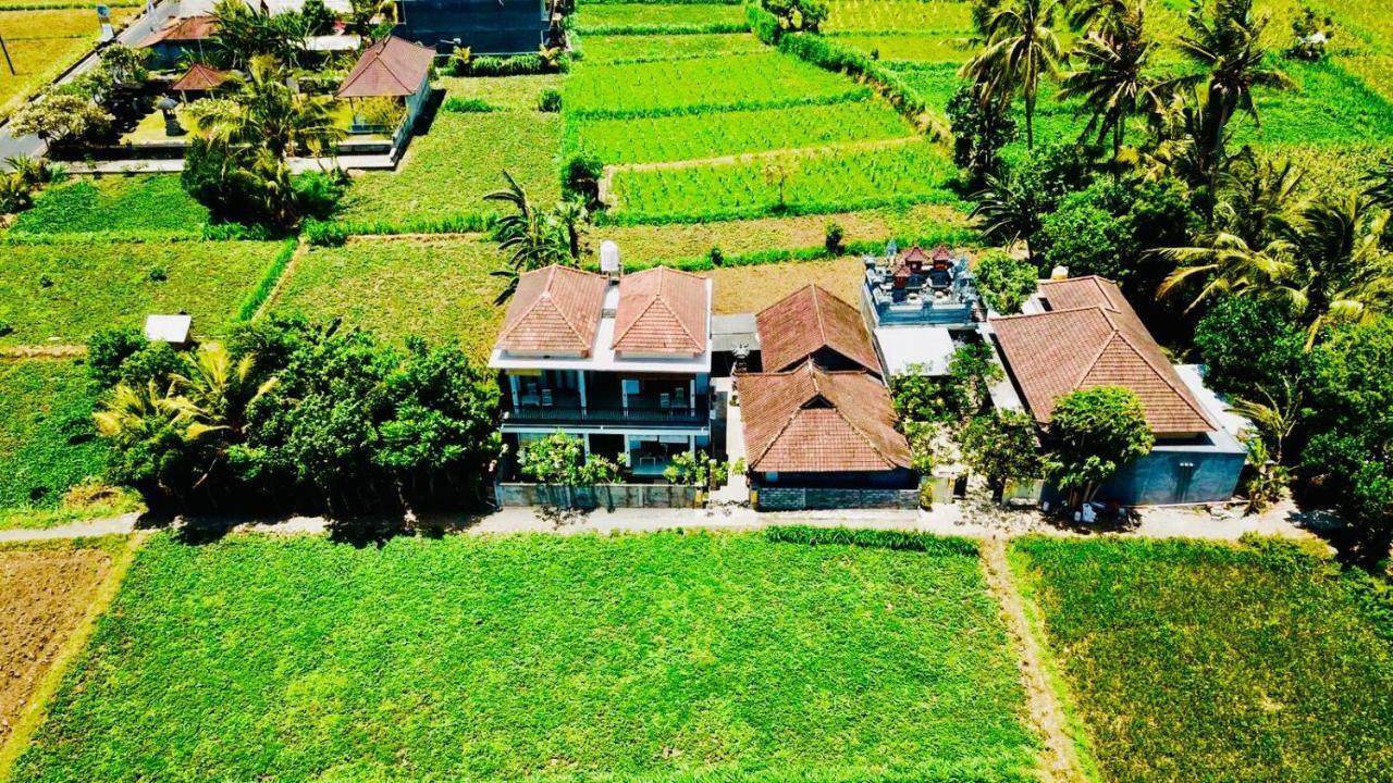 D'Uma Amed Homestay Екстериор снимка